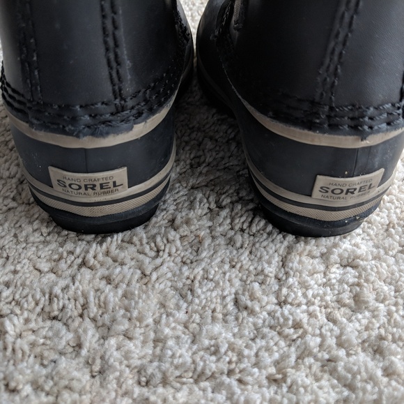 Sorel Winter Boots size 9 - Picture 3 of 5